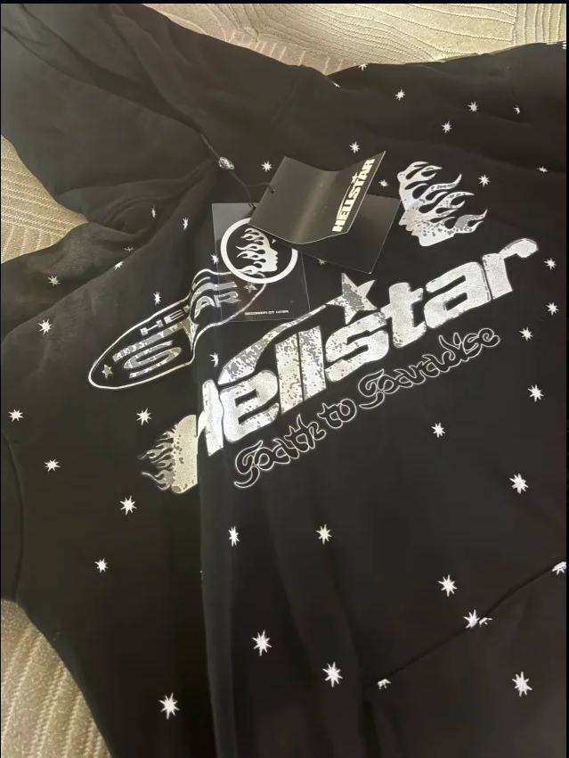 Hellstar Hoodie Black LGETo review E. Howard