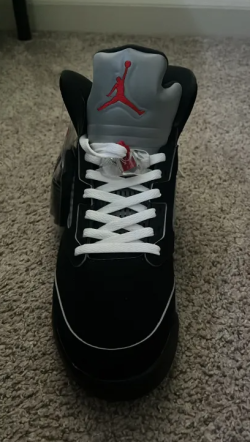 PKGoden Air Jordan 5 Black Metallic Reimagined HF3975-001(2024) review Andrada 01