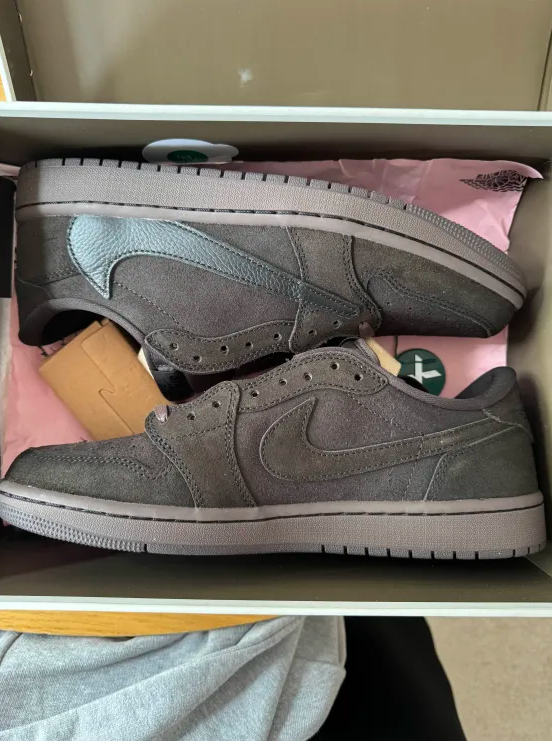 PKGoden Travis Scott x Air Jordan 1 Retro Low OG SP Velvet Brown DM7866-202  review 0