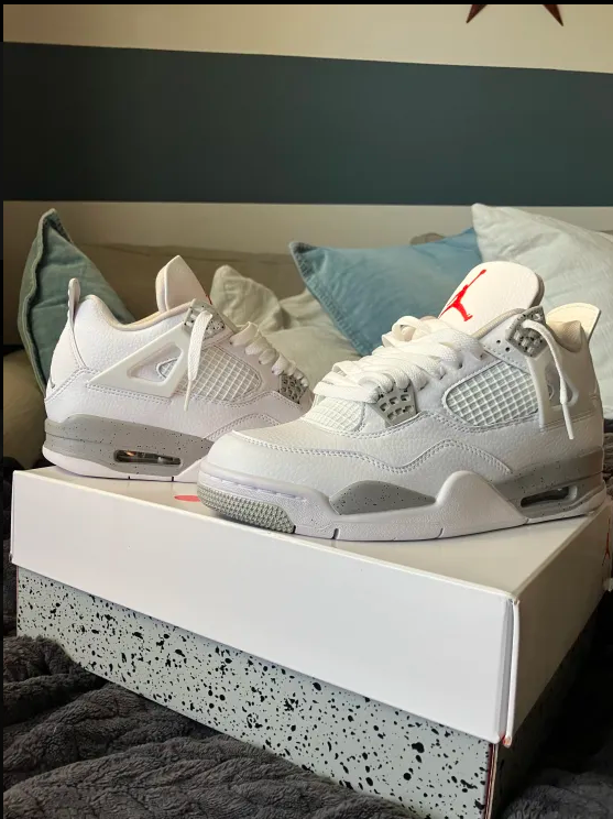 PKGoden Air Jordan 4 Retro White Oreo and Hellstar T-Shirt 507 review 0
