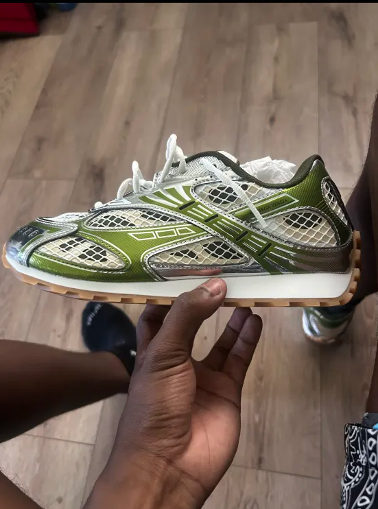 PKGoden Bottega Veneta Orbit Olive Green review Maria Papantoniou