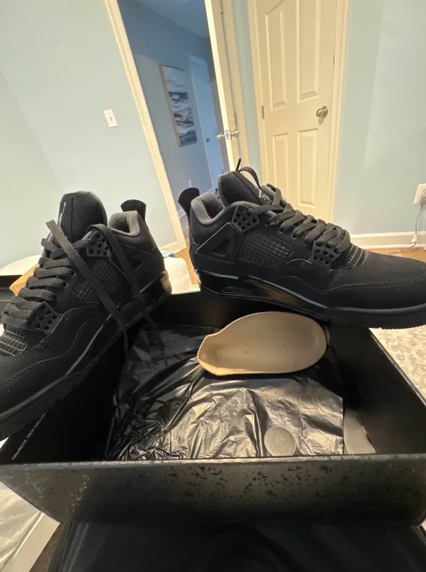 GET Air Jordan 4 RM Black Cat FQ7939-004  review 0