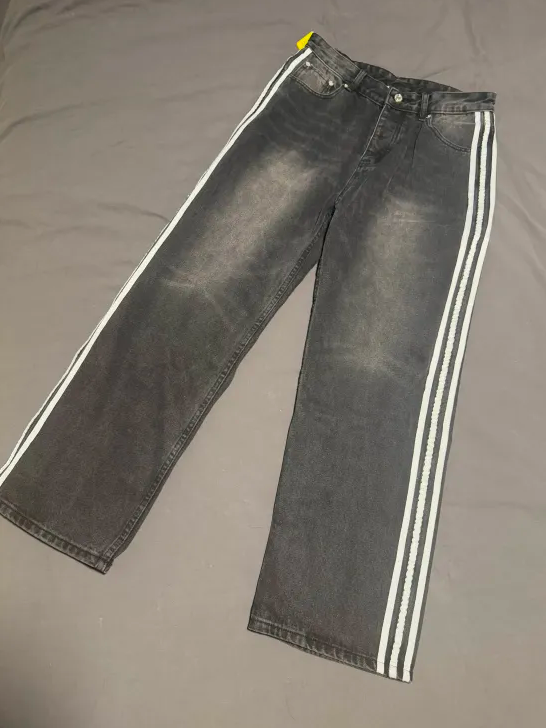 Balenciaga/Adidas joint three-bar ribbon washed Jeans 1 review 0