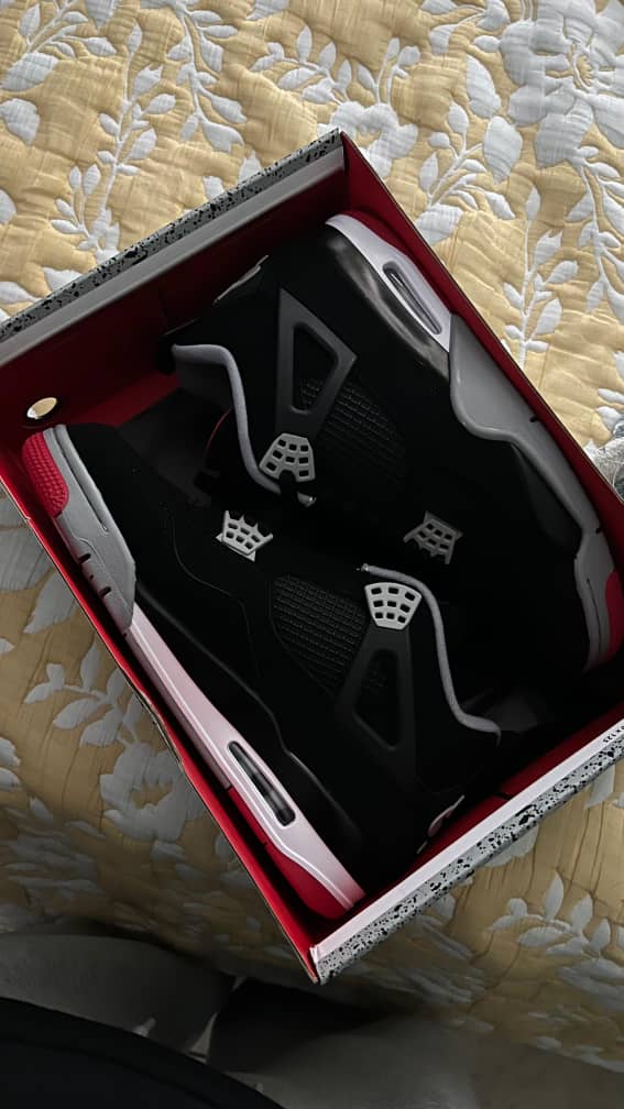 Coolkicks GET Air Jordan 4 Retro Bred (2019),308497-060 review 1
