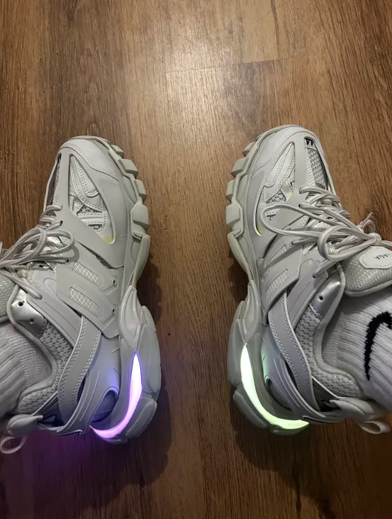 PKGoden Balenciaga  3rd LED Tess S.White 542436 W1GB7 6509 review 0