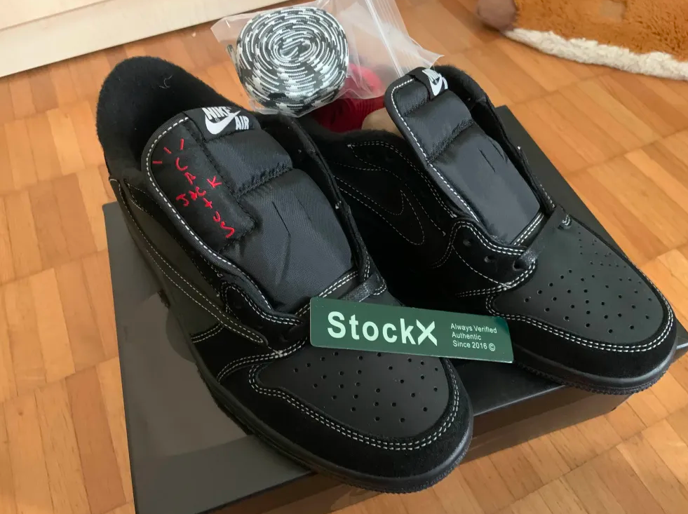 Coolkicks | PKGoden Air Jordan 1 Retro Low GET SP Travis Scott Black Phantom, DM7866-001 review Christian Celestino
