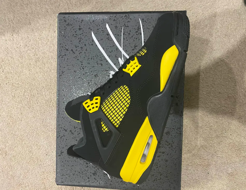 PKGoden Air Jordan 4 Thunder,DH6927-017 review 1