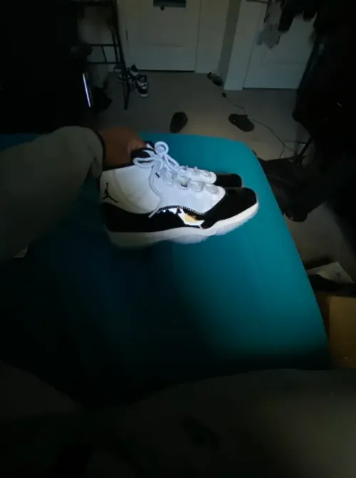 Coolkicks PKGoden Air Jordan 11 Retro Concord (2018),378037-100 review 