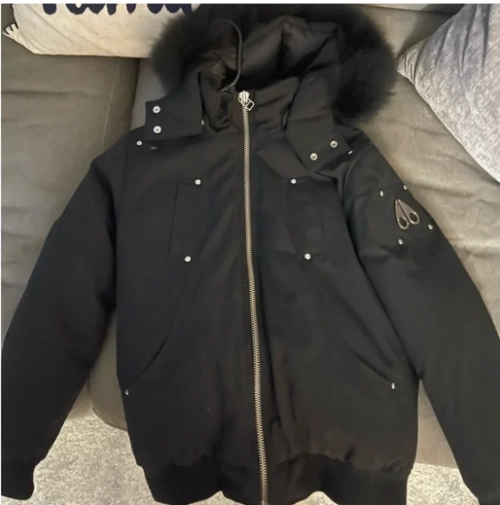 Moose Knuckles Classic Down Jacket 02 black/ 02 Red/02 Off White review 