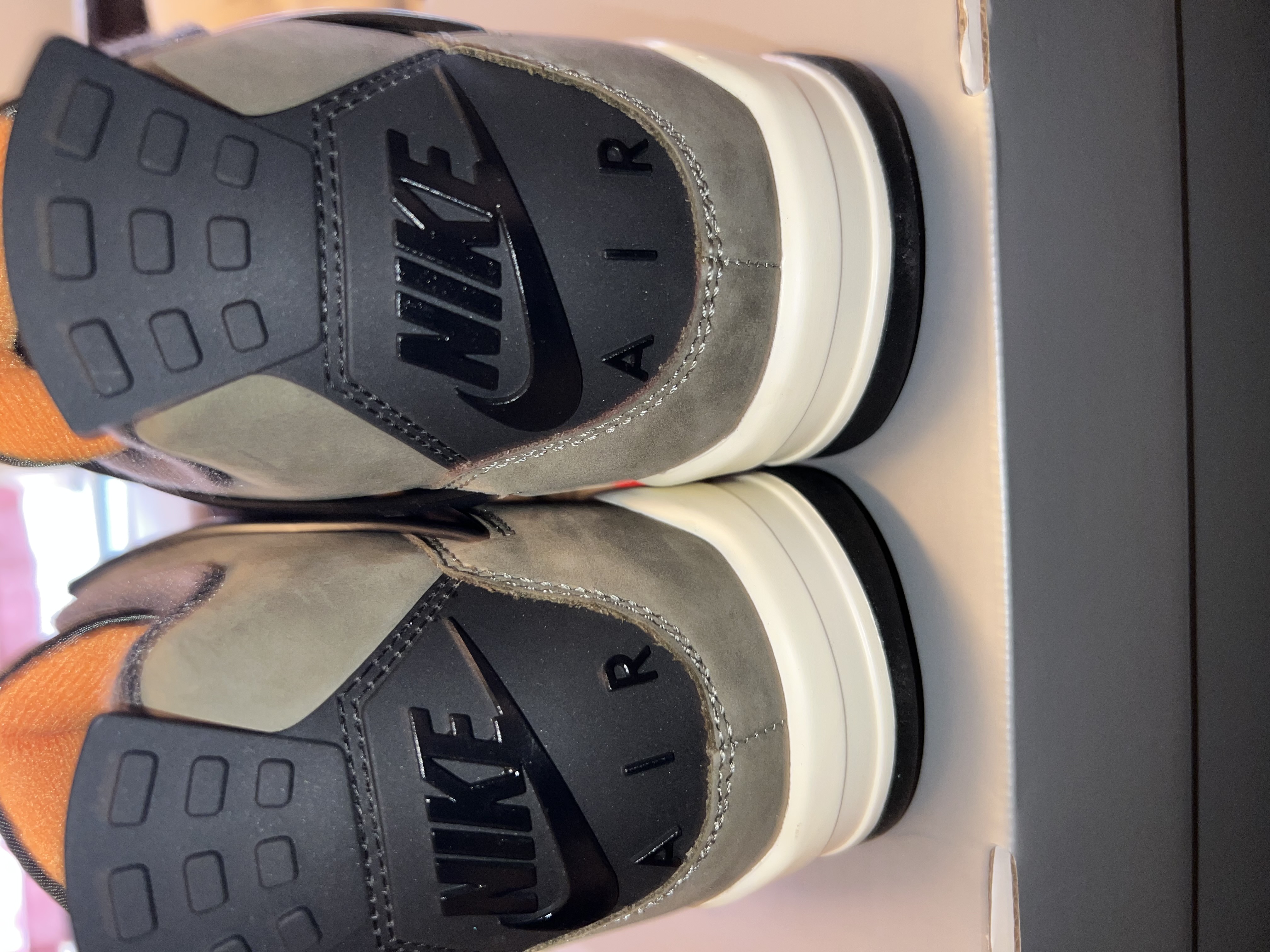 PKGoden Air Jordan 4 Retro Undefeated IB1854-200 review 2