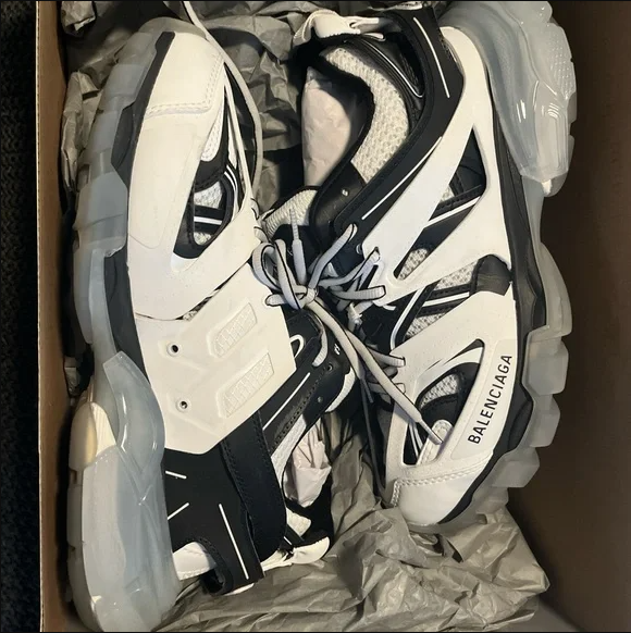 Balenciaga Tess S.Black And White 542436 W3NH3 7261  review 0