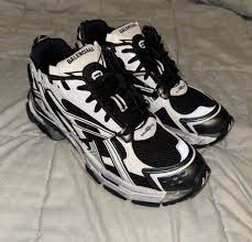 PKGoden Balenciaga 7th Runner Black White 677403W3RB29010 review Charles