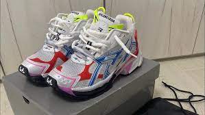 PKGoden Balenciaga 7th Runner White Blue Red 677402 W3RB6 9645 review BRIAN CASTILLE