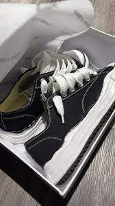 MIHARA YASUHIRO White Black,NO.722 review 0