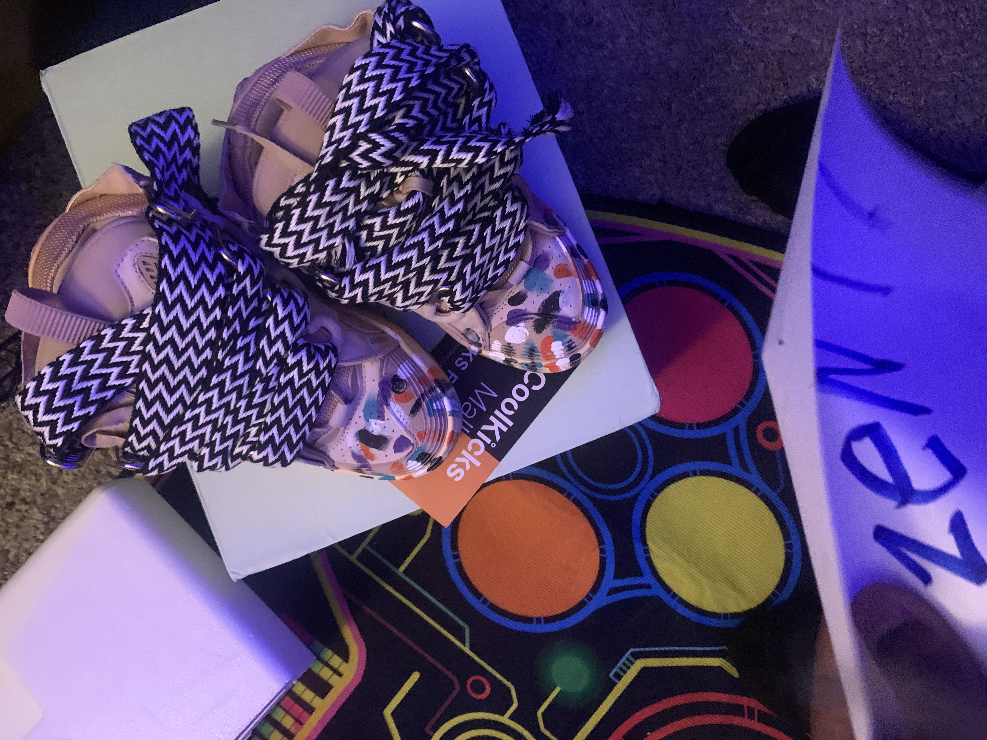 PKGoden Lanvin Leather Curb Gallery Dept. Pale Pink Multi review Zenti 01