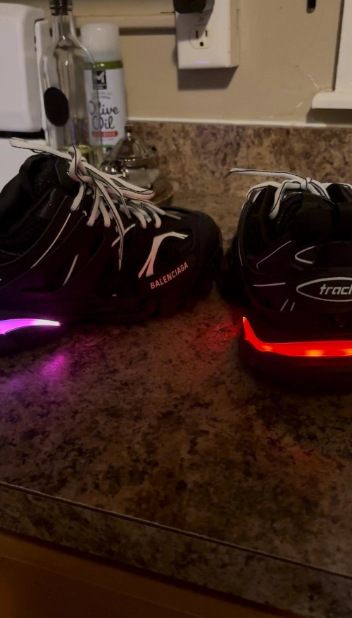 PKGoden Balenciaga  3rd LED Tess Black And White 542023 W1GB1 2045 review 