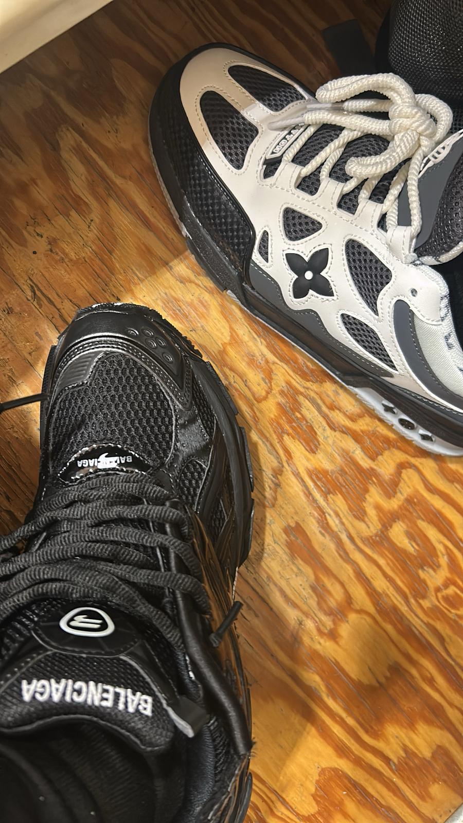 PKGoden Balenciaga Runner Black 656065W3RA11000  review feedback from whatsapp customer 01