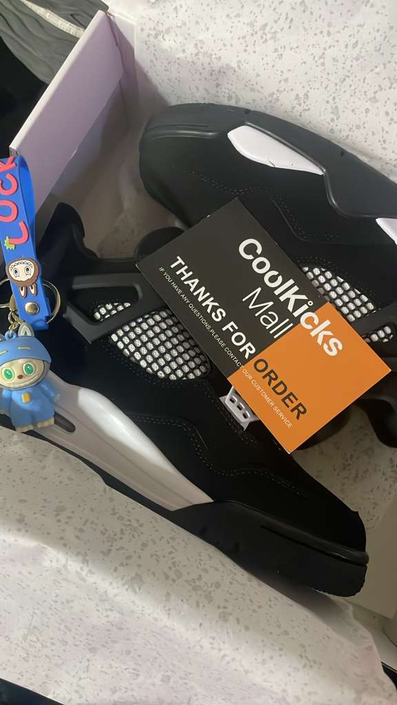 GET Air Jordan 4 Retro White Thunder FQ8138-001 review feedback from whatsapp customer 01