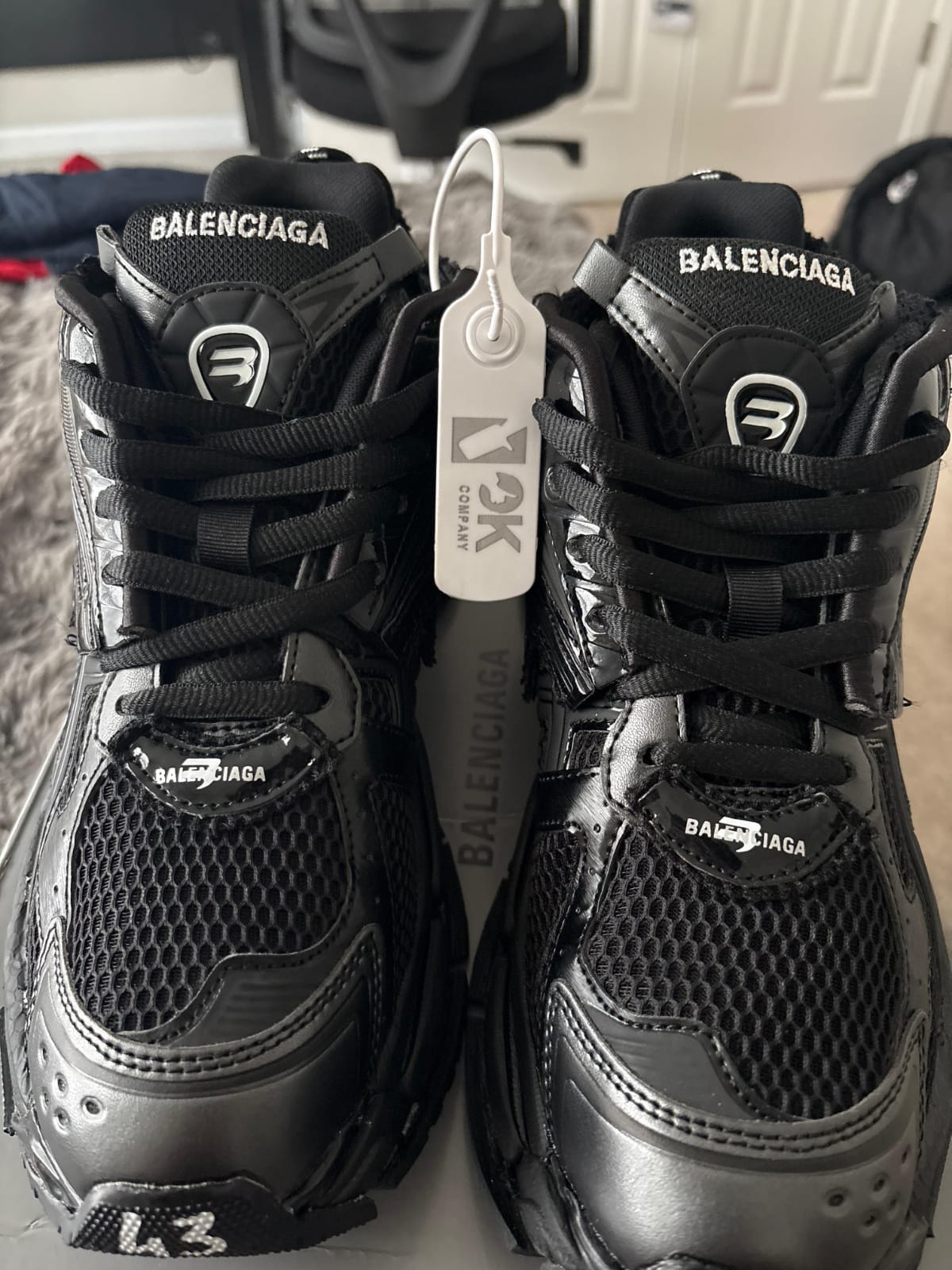 PKGoden Balenciaga Runner Black 656065W3RA11000  review AJ 01