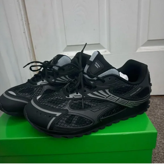 PKGoden Bottega Veneta Orbit low cut casual running shoes Black review Demetrius