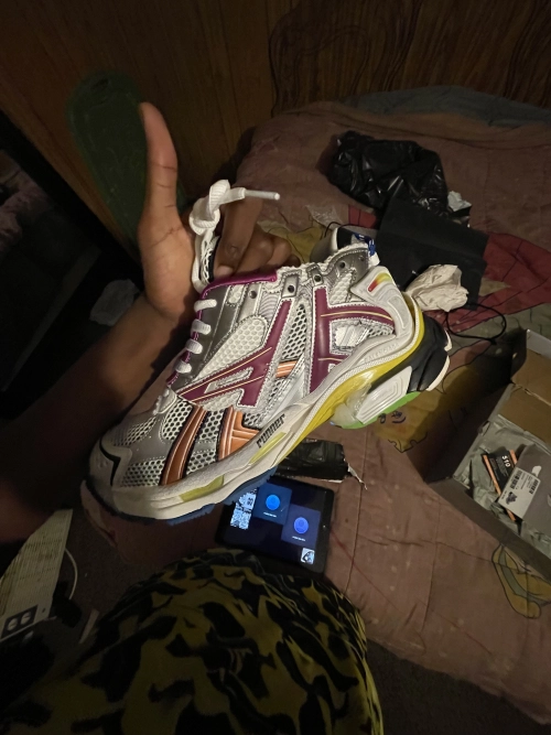 Flash sale| PKGoden Balenciaga 7th Runner Silver Purple 677403W3RB68123 review 