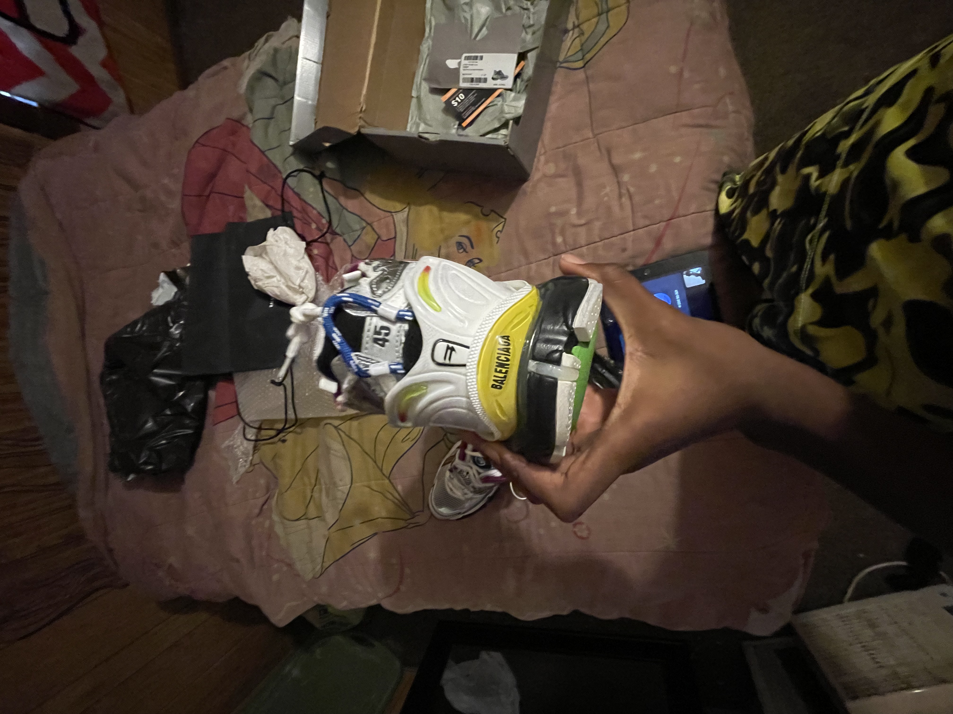 Flash sale| PKGoden Balenciaga 7th Runner Silver Purple 677403W3RB68123 review Marion 01