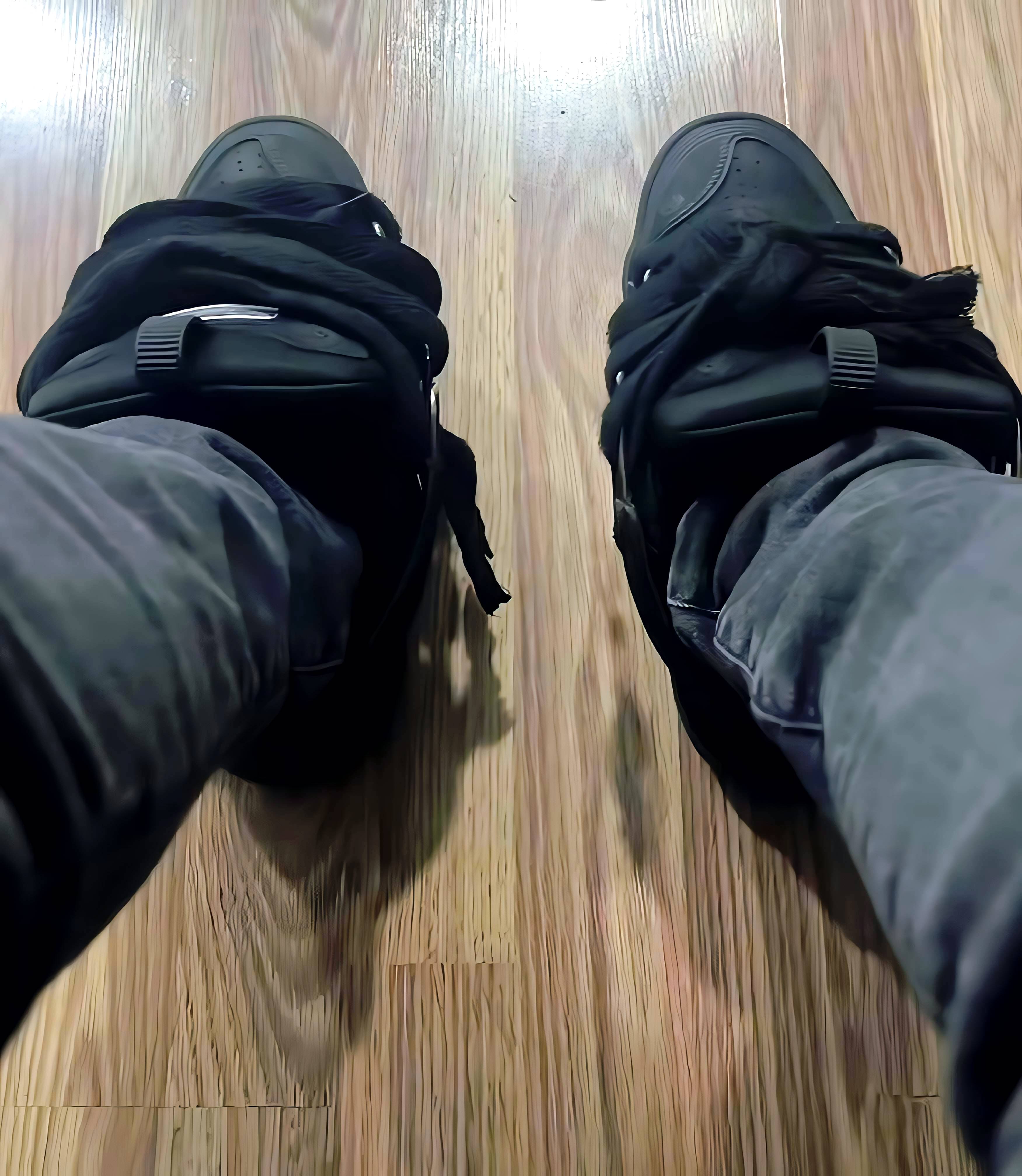 Denim Tears hoodie Cotton Wreath Hooded Black Monochrome review LJAYY 03