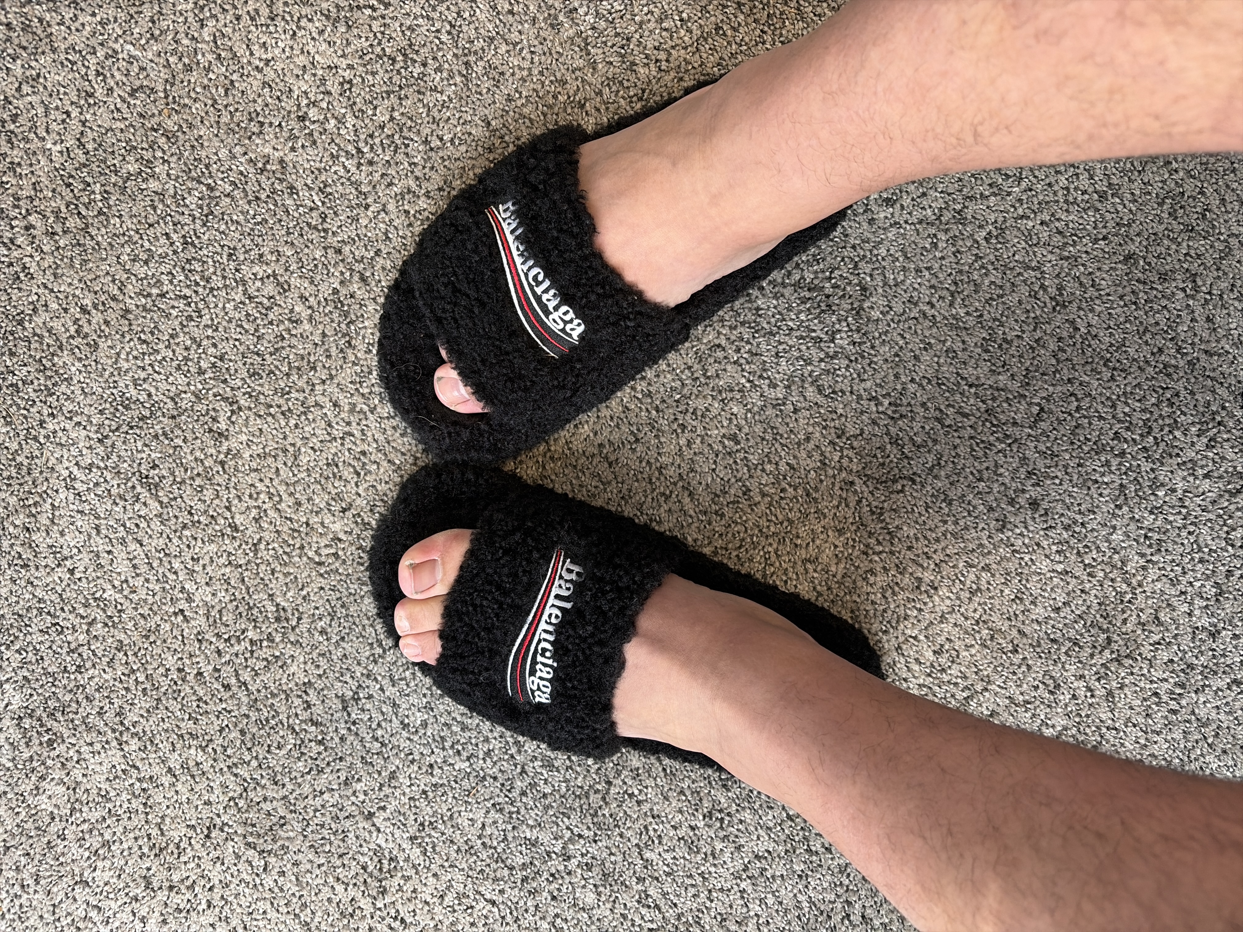 Flash Sale | Balenciaga Furry Slide Black/White/Pink/Grey/Red/Green/Blue review xavier 01