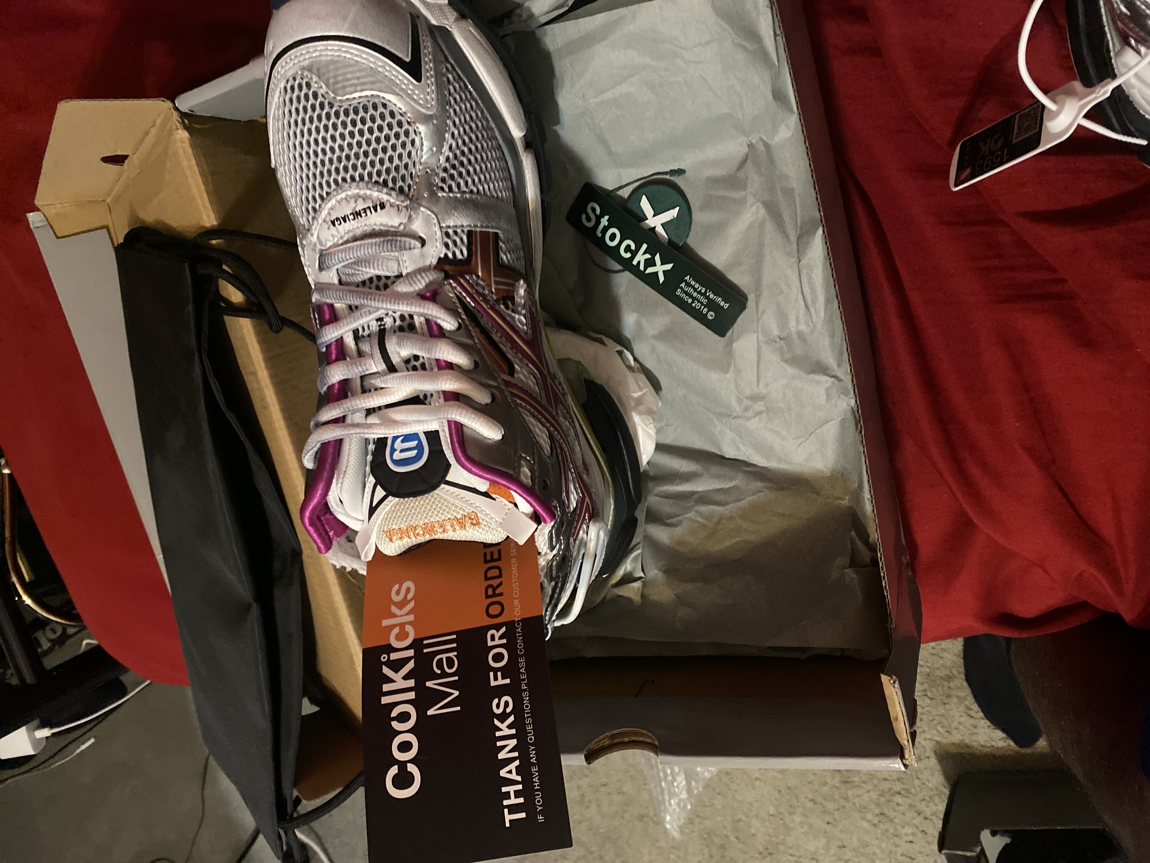 Flash sale| PKGoden Balenciaga 7th Runner Silver Purple 677403W3RB68123 review Jay 01