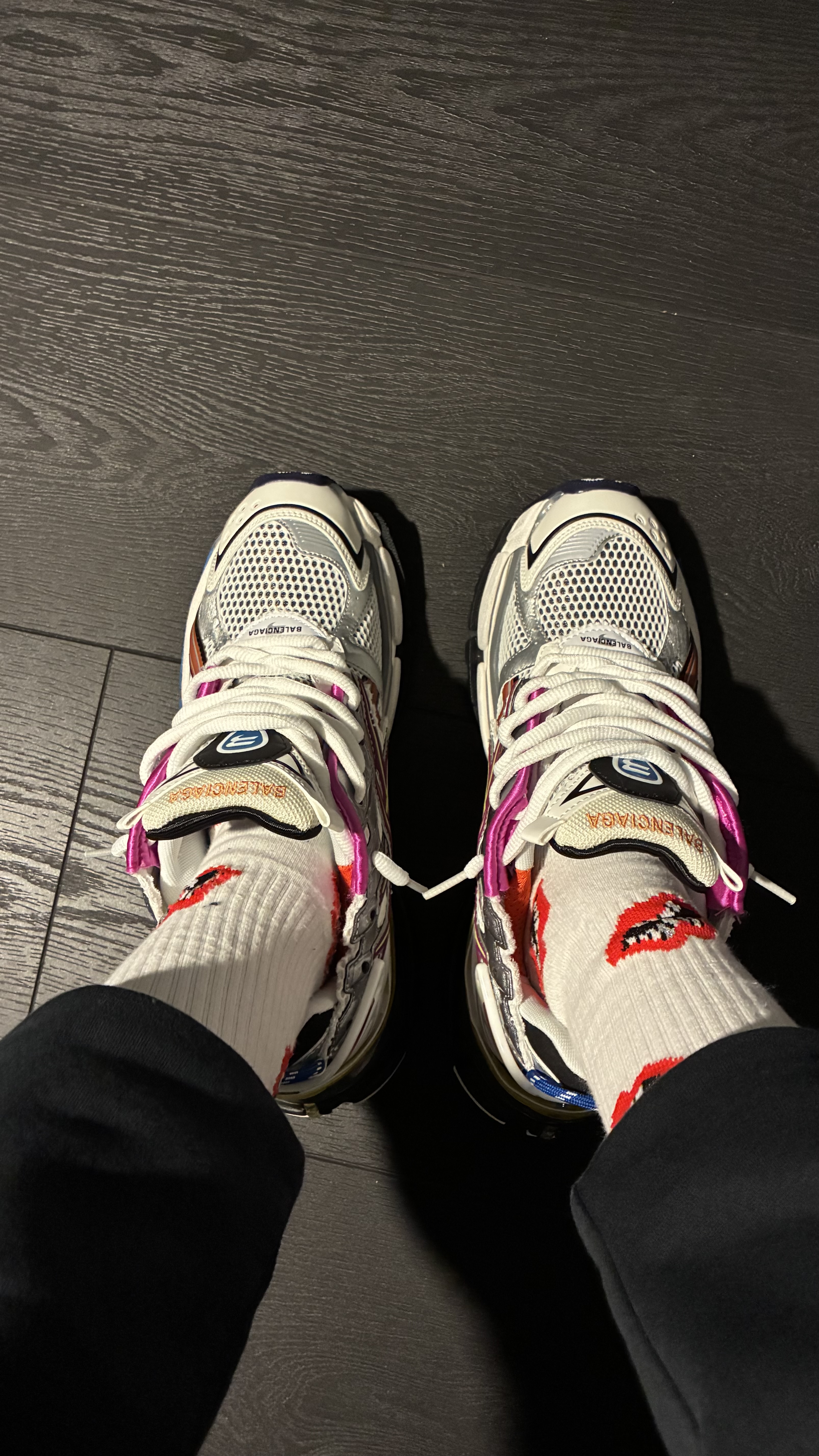 Flash sale| PKGoden Balenciaga 7th Runner Silver Purple 677403W3RB68123 review 247fits 01