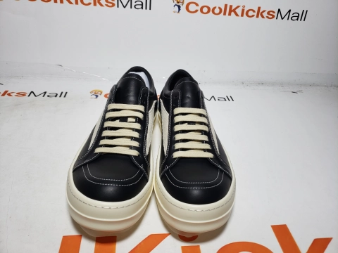 QC Picture: PKGoden Rick Owens Strobe Vintage Low Black Milk