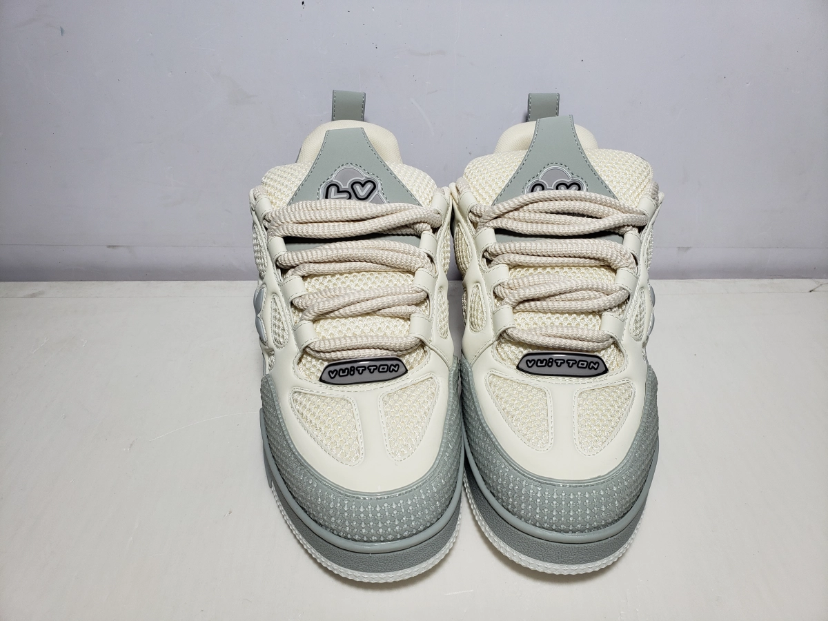 QC:Replica Louis Vuitton LV Skate Grey