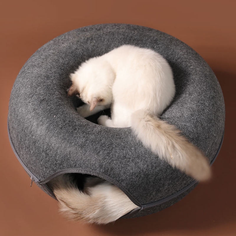 Multi-Purpose Cat Tunnel Bed: The Perfect Blend of Leisure and Play for Your Pet
