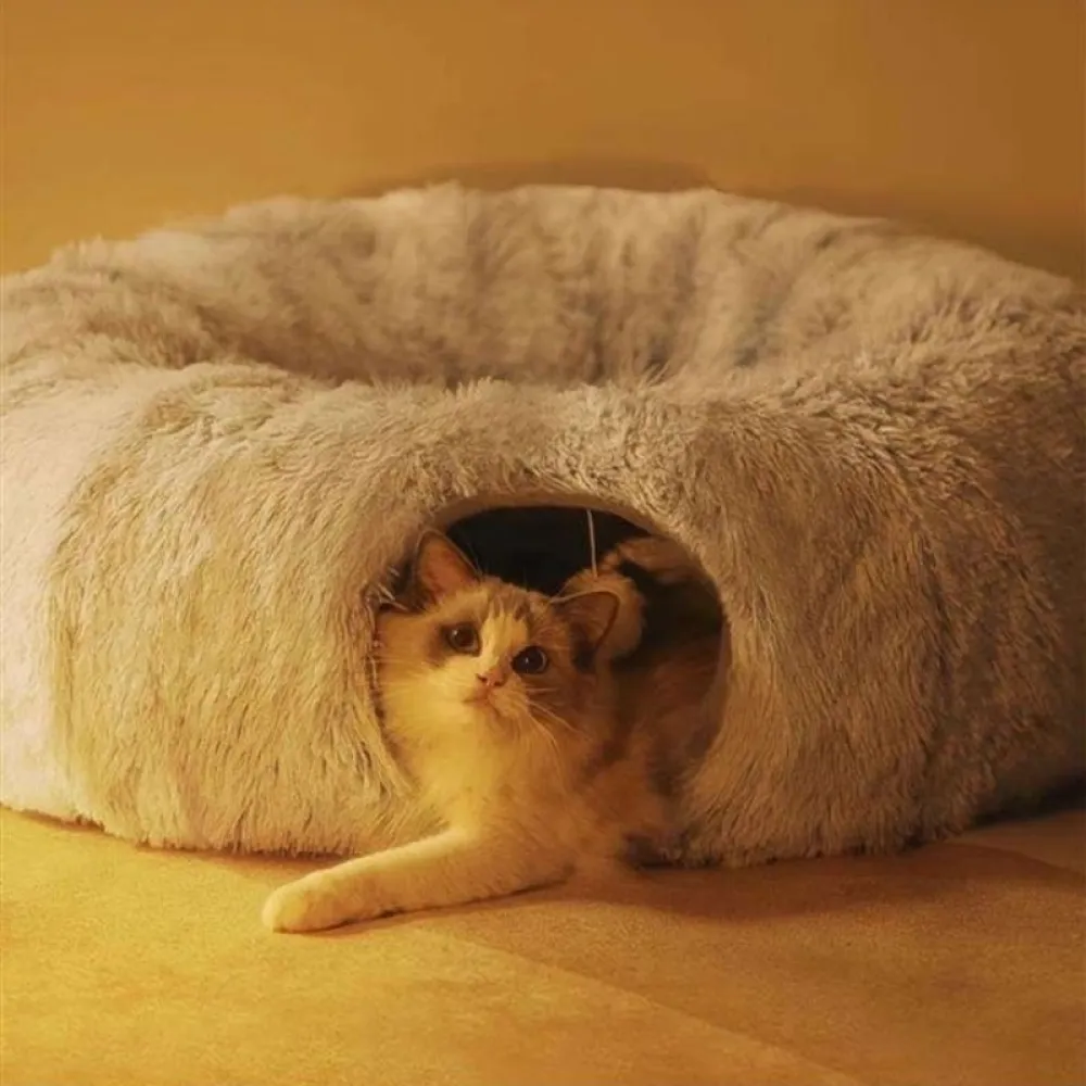 Cozy Cat Doughnut Tunnel Bed: Ultimate Feline Comfort