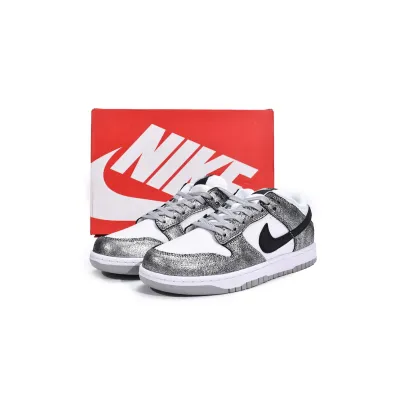 PK Dunk SB Low Golden Gals Metallic Silver (W), DO5882-001 01