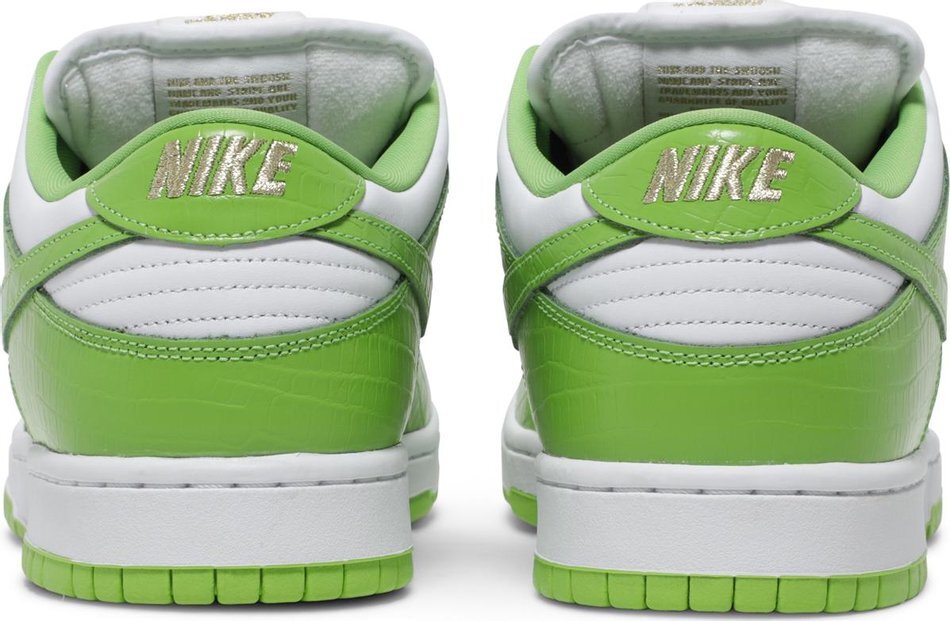 PK Dunk SB Low Stars Mean Green (2021), DH3228-101