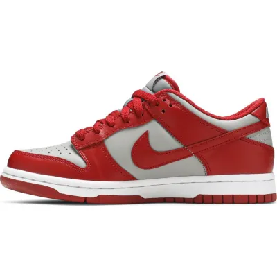 PK Dunk SB Low Retro Medium Grey Varsity Red UNLV (GS) (2021), CW1590-002 01