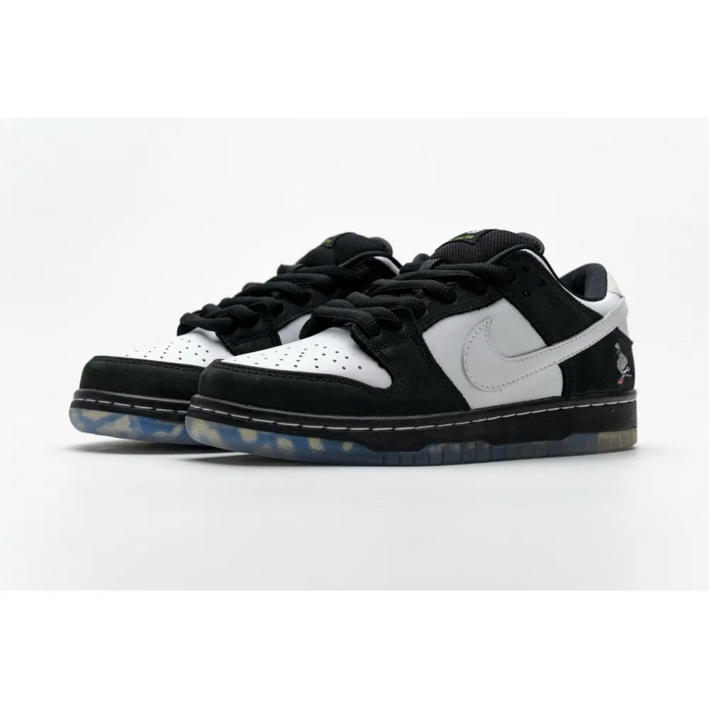 PK Dunk SB Low Staple Panda Pigeon, BV1310-013