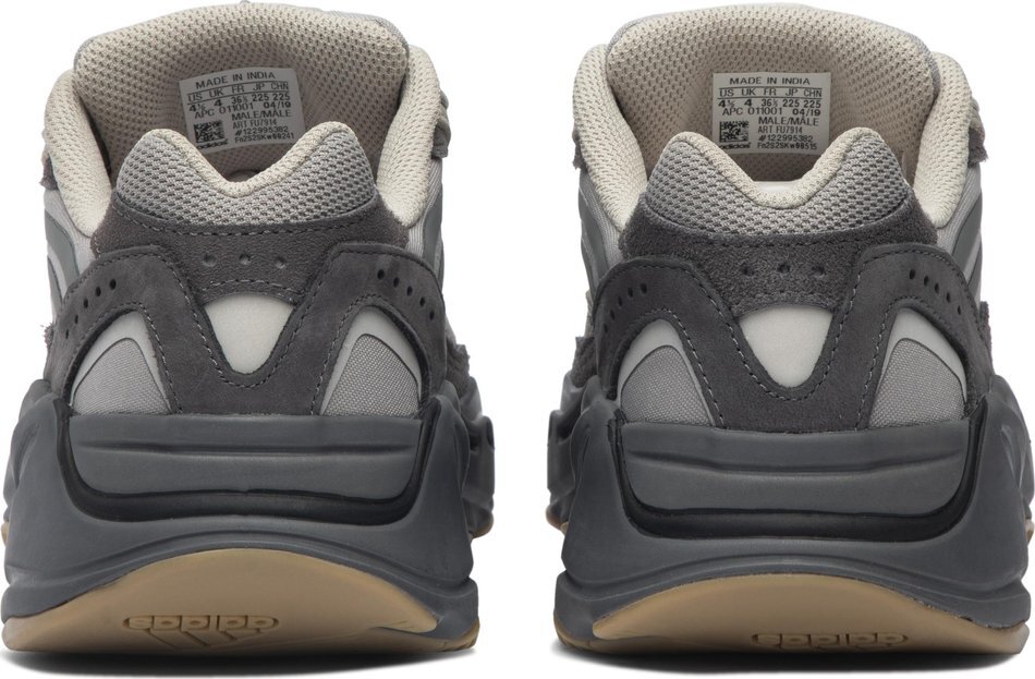 PK Yeezy Boost 700 V2 Tephra, FU7914