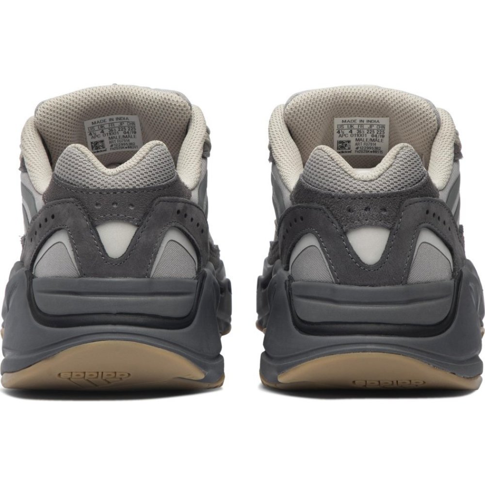 PK Yeezy Boost 700 V2 Tephra, FU7914