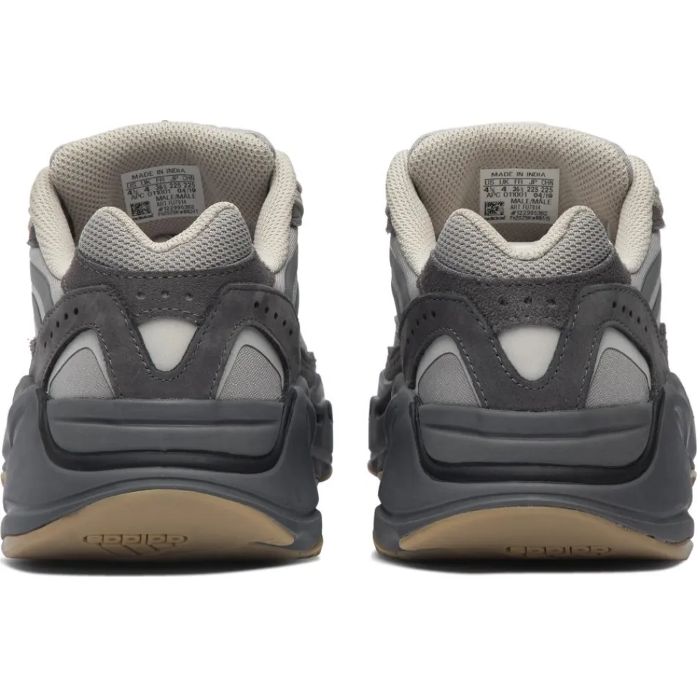 PK Yeezy Boost 700 V2 Tephra, FU7914