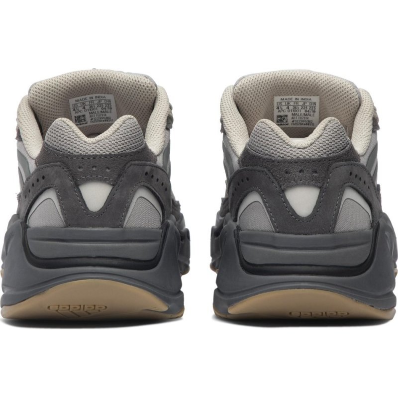 PK Yeezy Boost 700 V2 Tephra, FU7914