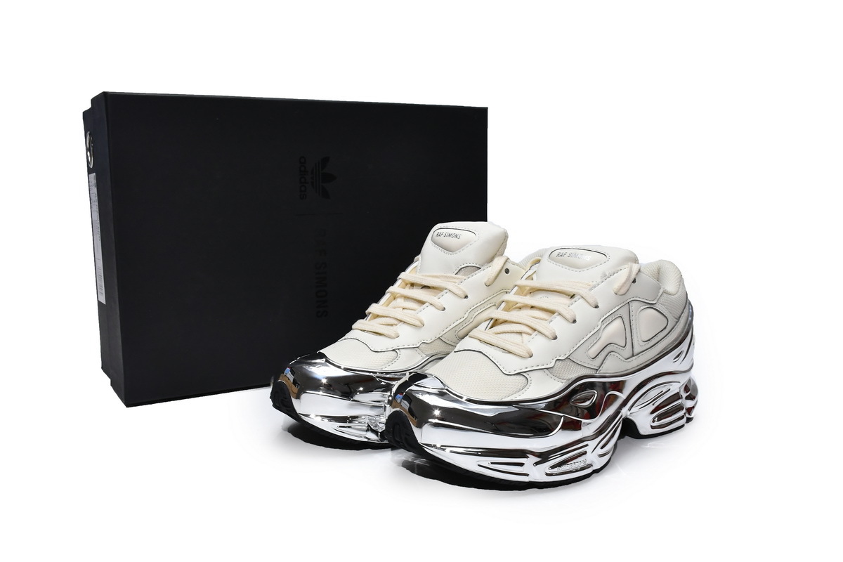 PK Ozweego Raf Simons Cream White Silver Metallic, EE7945