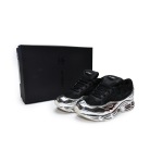 PK Ozweego Raf Simons Core Black Silver Metallic, EE7944