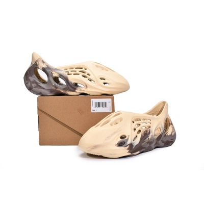 PK Yeezy Foam RNNR MX Cream Clay, GX8774 02