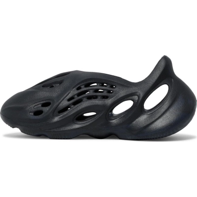 PK Yeezy Foam RNNR Mineral Blue, GV7903 01