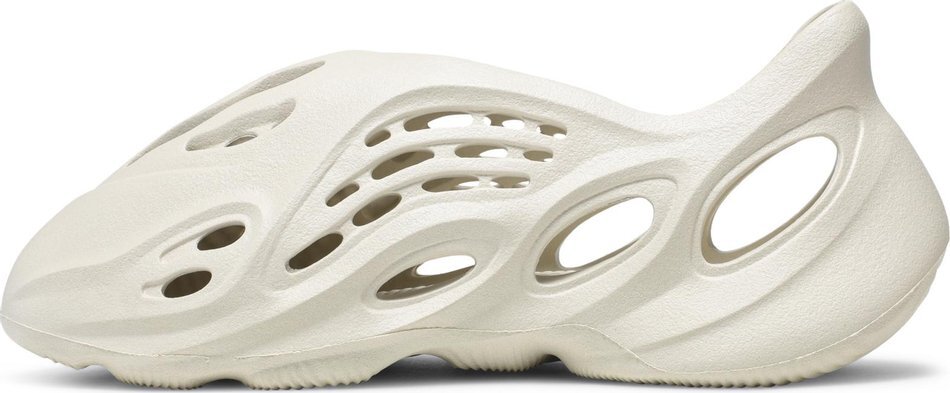 PK Yeezy Foam RNNR Ararat, G55486