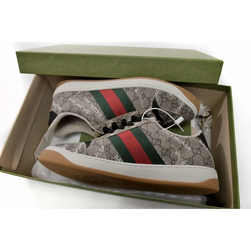 PK 9SFR8 4670 Gucci Screener, 674530