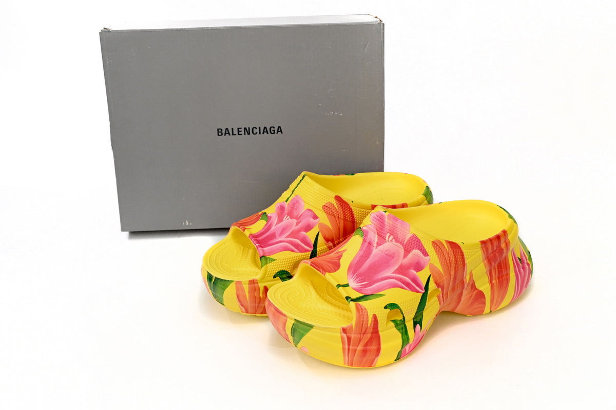 PK BALENCIAGA Pool Croc Watermark Yellow, 677389 W1S8F 7053 