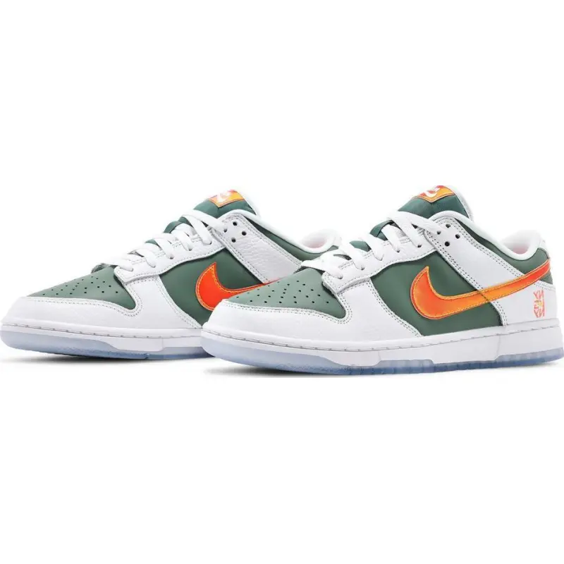 H12 Dunk SB Low SE NY vs. NY, DN2489-300